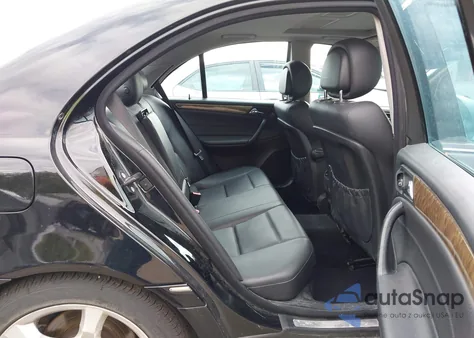 2007 Mercedes-Benz C 230 Sport z USA, uszkodzony, nr VIN WDBRF52H77A935136